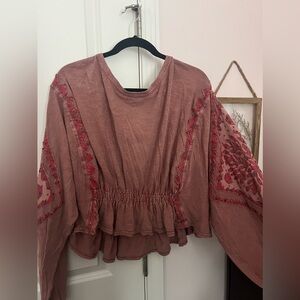 Free People Embroidery Floral Long Sleeve Top💐
